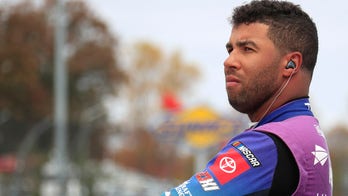 Bubba Wallace receives raucous boos at Martinsville in return from suspension
