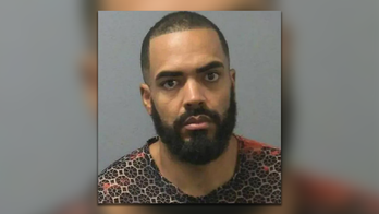 Nevada mom pocket dials 911 to save herself, 3 kids from kidnapper: 'Bravely created a plan'