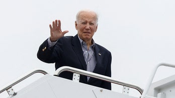 Biden takes off for Florida, where he'll get Hurricane Ian briefing from political rival DeSantis