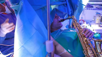 Musician plays saxophone through entirety of 9-hour brain surgery