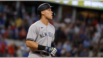 Aaron Judge shows frustration, throws helmet after another homer-less Yankees game