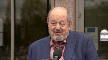 Former Oregon mayor pleads guilty to possession of child pornography