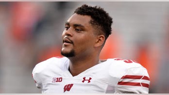 Wisconsin football player dismissed after hitting teammate during practice: report