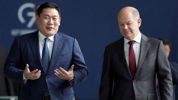 German chancellor hopes to get key raw materials from Mongolia