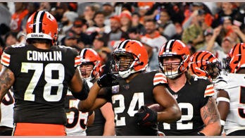 Browns haunt Bengals in blowout Halloween win, Nick Chubb tacks on two touchdowns