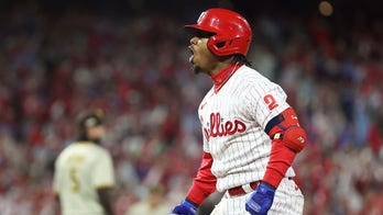 Jean Segura gets it done on both sides as Phillies take NLCS lead over Padres in Game 3
