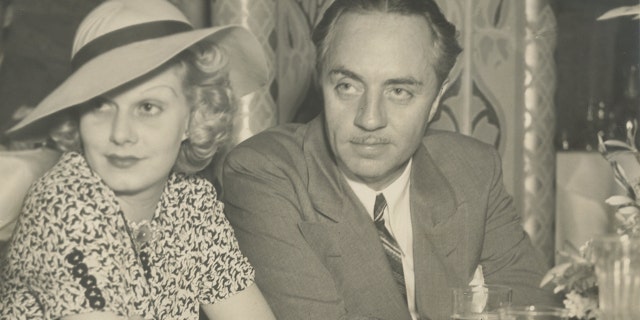 Darrell Rooney said William Powell was the love of Jean Harlow's life. However, he refused to marry her.
