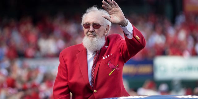 Former St. Louis Cardinals and Hall of Famer Bruce Sutter waves to the crowd during the 2018 home opener between the St. Louis Cardinals and the Arizona Diamondbacks at Busch Stadium in St. Louis Moore on April 5, 2018. . 