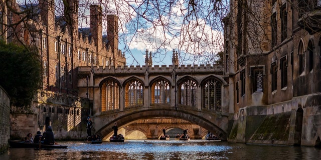 A bridge across the River Cam between the St John's College's Third Court and New Court in Cambridge.