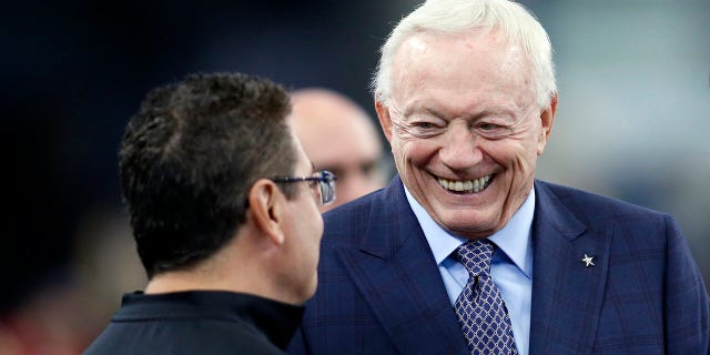 Dec 29, 2019; Arlington, Texas, USA; Dallas Cowboys owner Jerry Jones talks with Washington Redskins own Daniel Snyder before the game at AT&T Stadium.