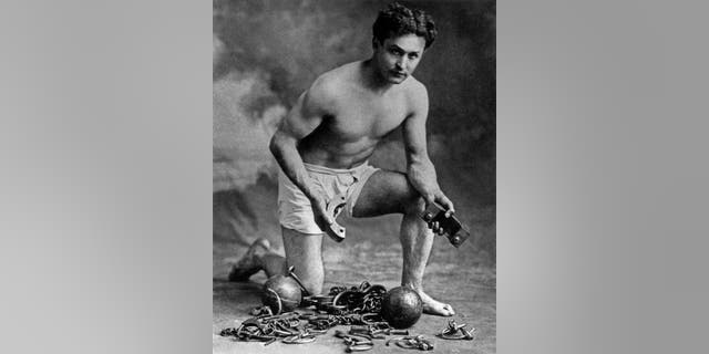 Dustin Dean was inspired by Harry Houdini, a legendary magician (shown here). In addition to his magic tricks, Houdini also spent a considerable amount of time debunking psychics, said Dean.