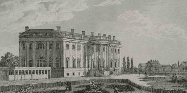 The White House. Designed by James Hoban (1758-1831), in neoclassical style, its construction took place between 1792 and 1800. It has been the residence of every U.S. president since John Adams in 1800. Engraving by Arnout. Panorama Universal. History of the United States of America, from 1st edition of Jean B.G. Roux de Rochelle's Etats-Unis d'Amerique in 1837. Spanish edition, printed in Barcelona, 1850.