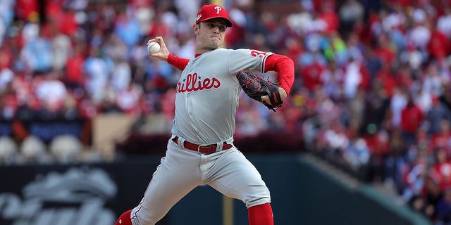 David Robertson, #30 of the Philadelphia Phillies, throws a pitch against the St. Louis Cardinals during the eighth inning of Game One of the NL Wild Card series at Busch Stadium on Oct. 7, 2022 in St Louis, Missouri.  The Phillies defeated the Cardinals 6-3. 