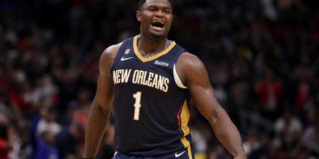 Zion Williamson plays against the Utah Jazz