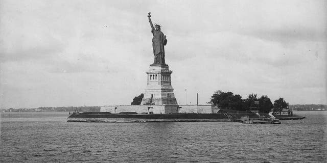 Statue of Liberty 1893