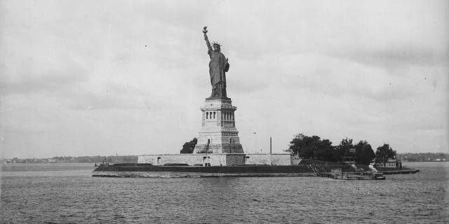 Statue of Liberty 1893