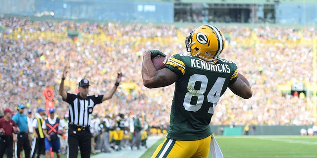 Lance Kendricks of the Packers celebrates a touchdown against the Cincinnati Bengals on Sept. 24, 2017, in Green Bay, Wisconsin.