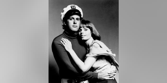 Toni Tennille admitted she struggled being in the public eye. 