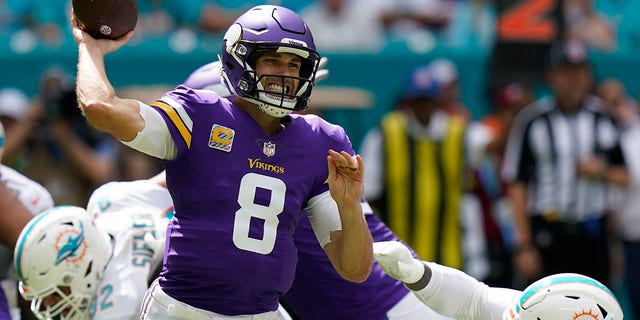 Minnesota Vikings quarterback Kirk Cousins passes against the Dolphins, Oct. 16, 2022, in Miami Gardens, Florida.