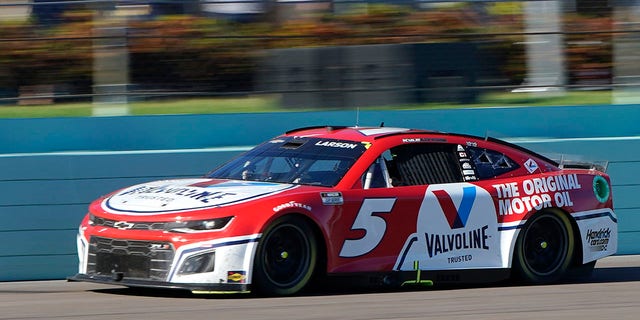 Kyle Larson, #5, competes during a NASCAR Cup Series auto race at Homestead-Miami Speedway, Sunday, Oct. 23, 2022, in Homestead, Florida. 