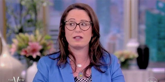 The View Hosts Crowd Groan When Sarah Huckabee Sanders Floated As 6970