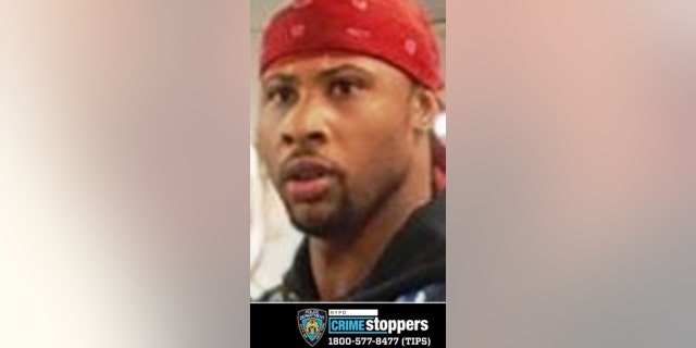 A cellphone image of the male suspect.