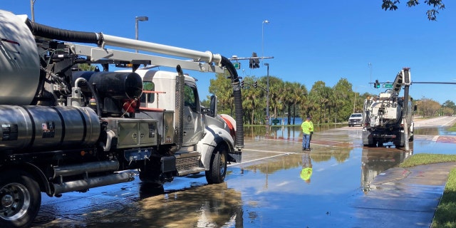 City of Orlando crews rushed Sunday afternoon, Oct. 2, 2022, to vacuum up a steady gush of sewage from a major pump station. The waste water was flowing in Lake Estelle and also potentially into Lake Rowena.