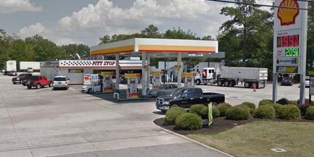 A Google Earth image showing a pit stop on Wilson Street in Blythewood, South Carolina, where a winning lottery ticket was recently purchased.