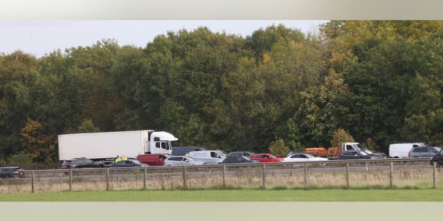 Police intervened, along with ambulance and firefighters, and two women were reported dead on the spot following a fatal collision with a hard shoulder.