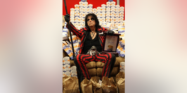 White Castle made rock icon Alice Cooper a throne of White Castle burgers to celebrate his ascension into the brand's Cravers Hall of Fame. "It's easier to get into Harvard than the Cravers Hall of Fame," said White Castle spokesman Jamie Richardson. 