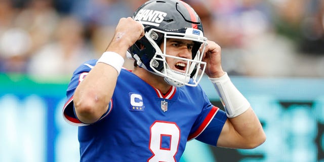 Daniel Jones #8 of the New York Giants calls a play during the game against the Chicago Bears at MetLife Stadium on Oct. 2, 2022 in East Rutherford, New Jersey.