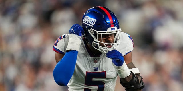 Kayvon Thibodeaux of the New York Giants gets set against the Dallas Cowboys at MetLife Stadium on Sept. 26, 2022, in East Rutherford, New Jersey.