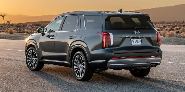 The Palisade can tow up to 5,000 pounds.