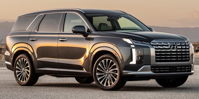 A new grille is a highlight of the Palisade's styling update.