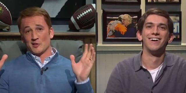 Miles Teller as Peyton Manning on TV series "Saturday night life" Season opening Oct.  one. 