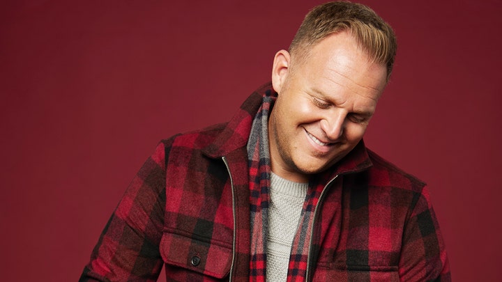 Country singer-songwriter Matthew West details working with Candace Cameron Bure