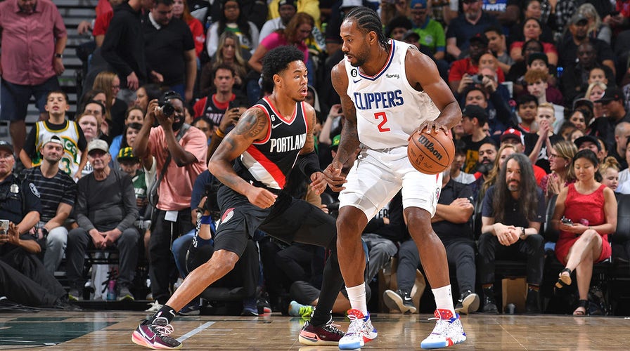 Clippers Continue Management Of Kawhi Leonard’s Injured Knee, Eyeing ...