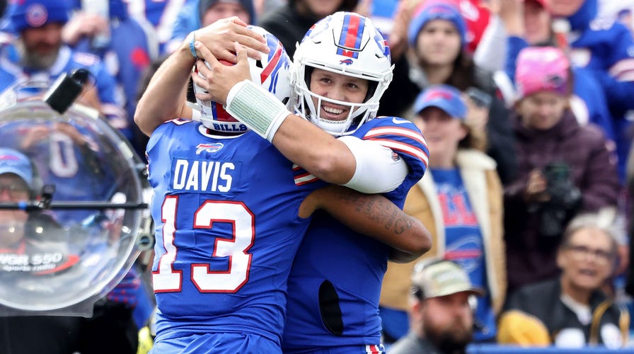 Josh Allen's ridiculous stat line leads to blowout win over Steelers