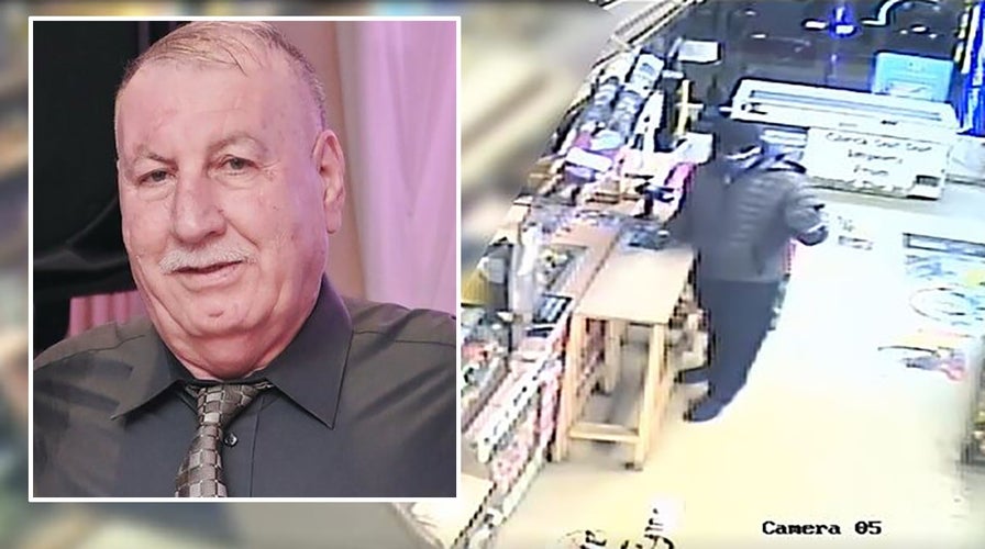 Gunman kills Chicago liquor store owner during attempted robbery, flees on foot