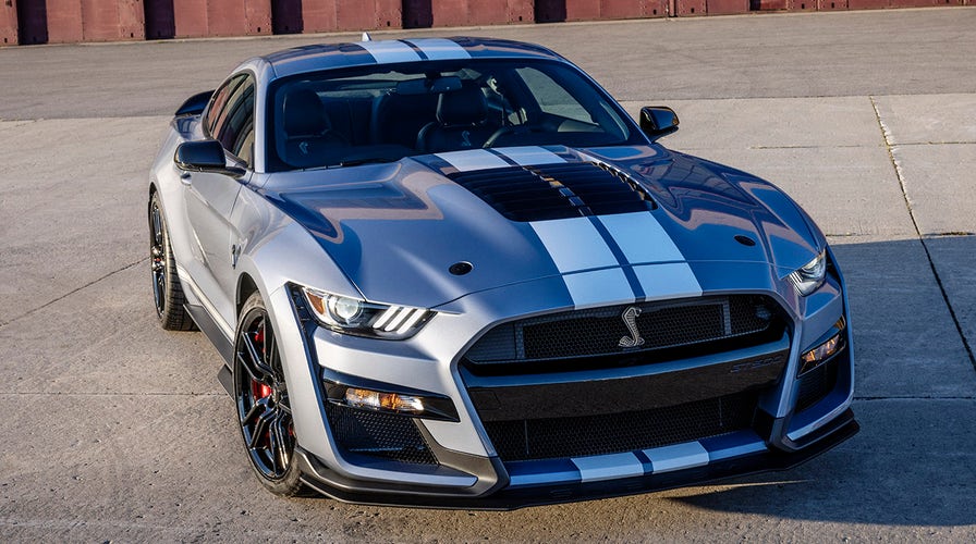 2020 Ford Mustang Shelby GT500 test drive
