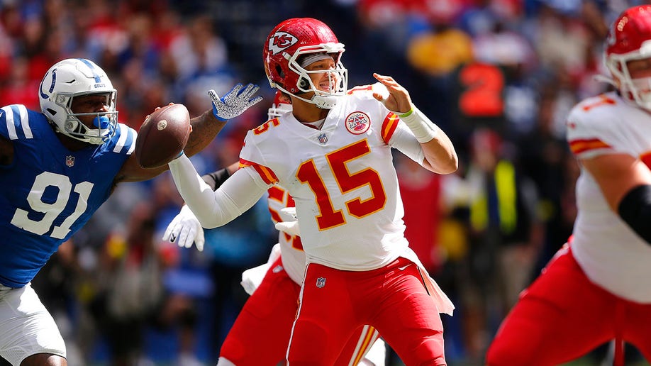 Chiefs Quarterback Patrick Mahomes against the Colts