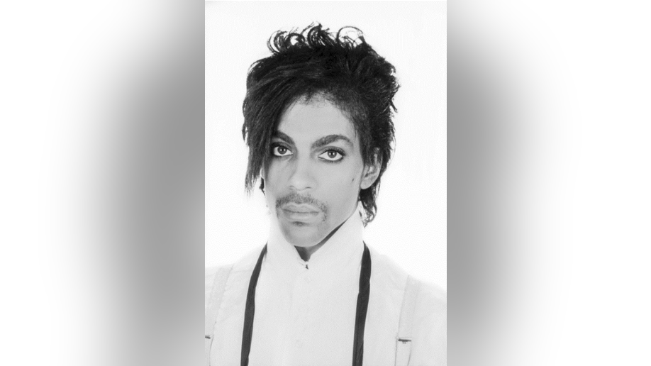 Photo of Prince in black and white