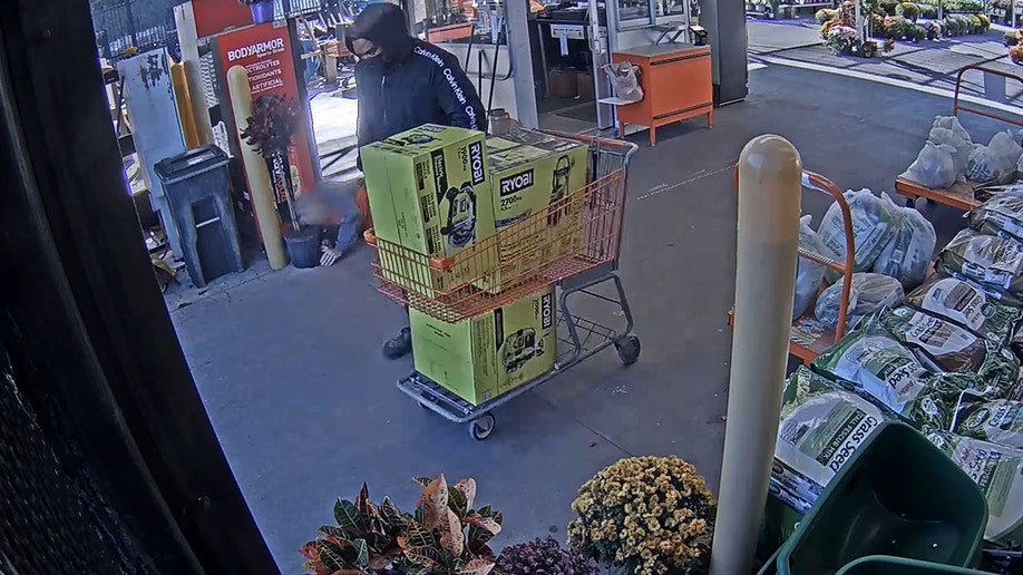 man steals from home depot in north carolina