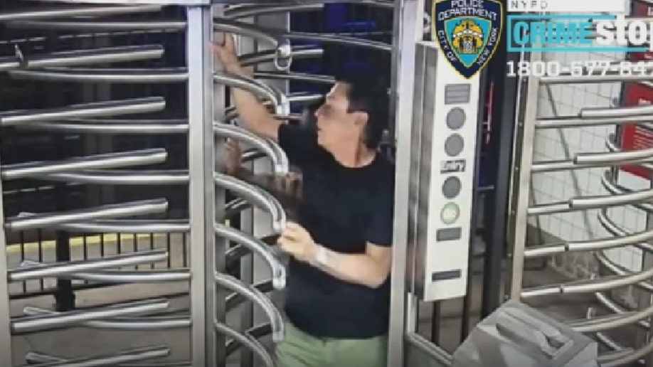 NYC turnstile robbery