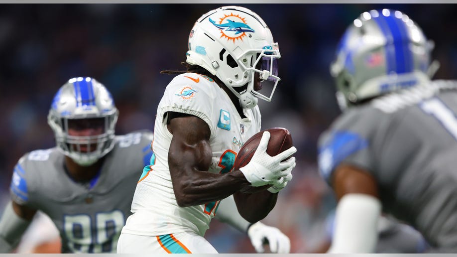 Why did Tyreek Hill leave the Chiefs for the Dolphins? Find out his Why did Tyreek Hill leave the Chiefs for the Dolphins? Find out his