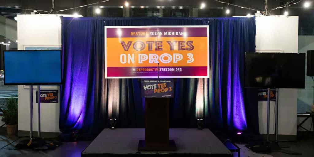 Michigan voters pass measure protecting abortion rights, other pregnancy-related decisions - Vimarsana News