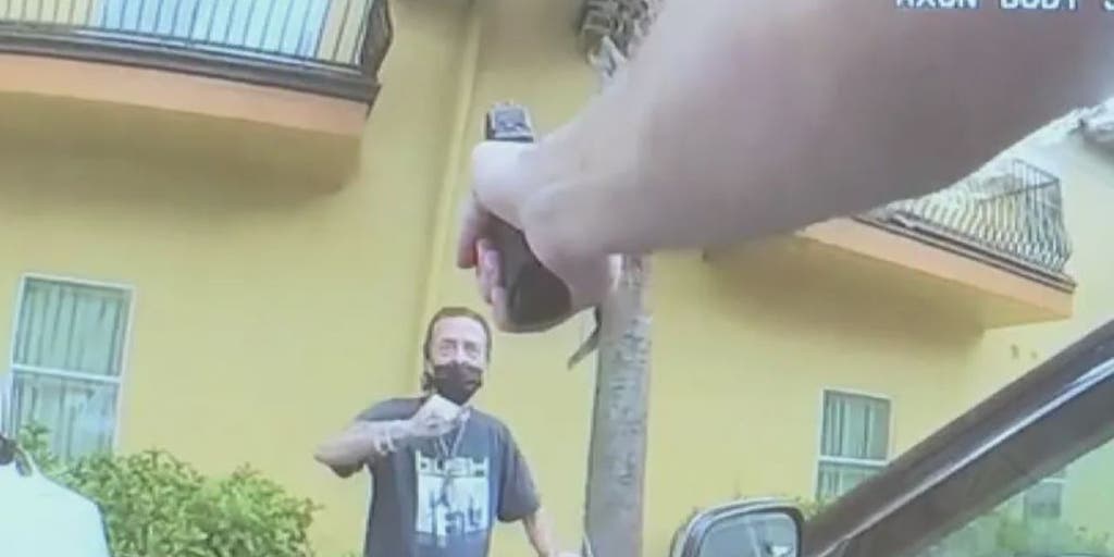 Florida police bodycam footage shows moment robbery suspect is shot after approaching officer with knife - Vimarsana News