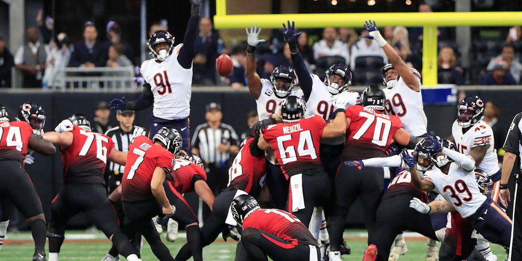 Koo's late 53-yard FG lifts Falcons past Fields, Bears 27-24