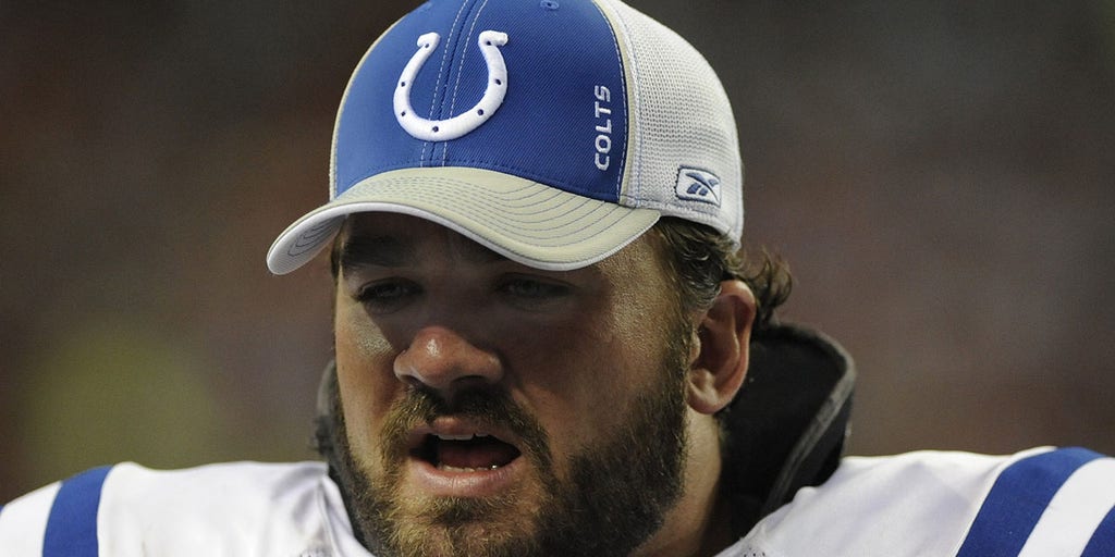 ESPN analyst Jeff Saturday tabbed as Colts' interim head coach