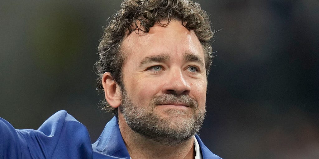 Jeff Saturday's first win as Colts' coach? Correcting a wrong with